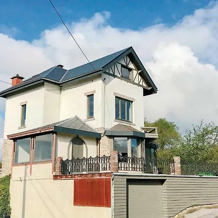 Four-bedroom Holiday In Durbuy